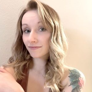 Meet your Posher, Kelsie